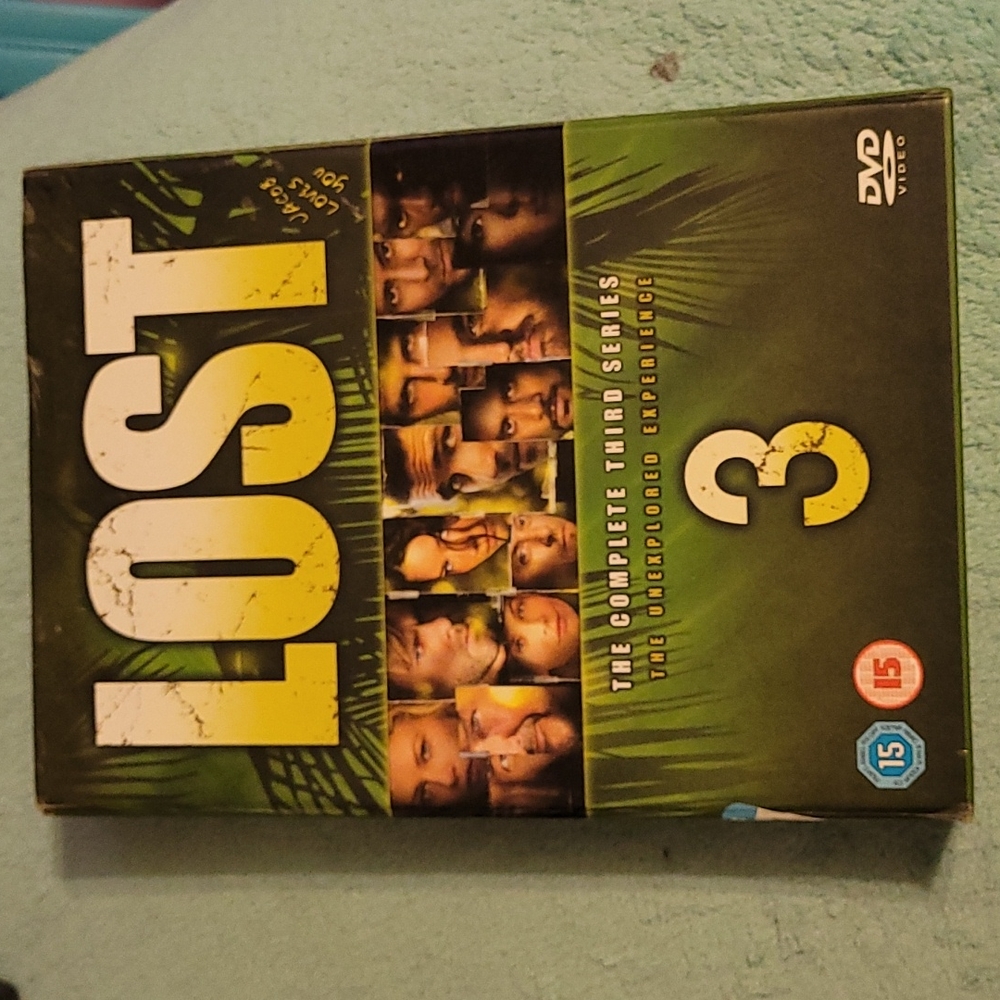 Lost the complete 3rd season DVD set, good condition